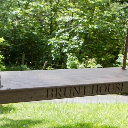 Brunt House Tatil Evi